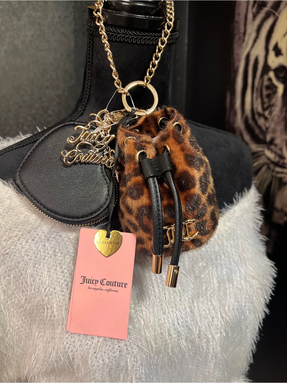 Juicy Couture leopard-print faux-fur mini drawstring bucket bag-NWOT - Picture 2 of 7